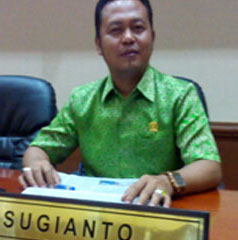 Sugianto Sebut PTPN V di Siak Langgar Perda CSR